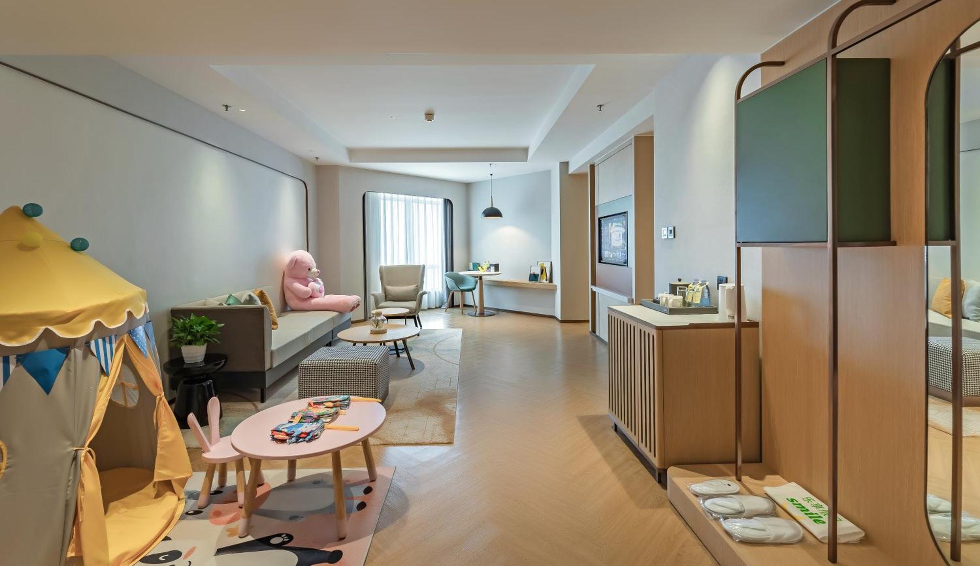 Holiday Inn Chongqing Guanyinqiao By Ihg ภายนอก รูปภาพ